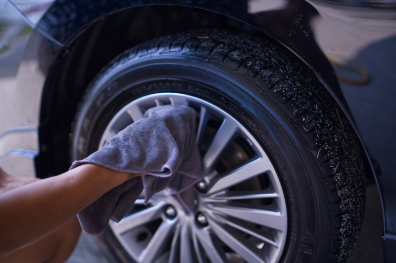A Importância da Descontaminação de Rodas: Como Manter seu Veículo Limpo e Protegido